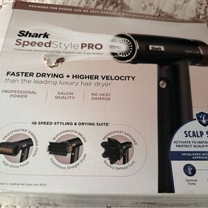 Shark SpeedStyle PRO Hair Dryer - Black